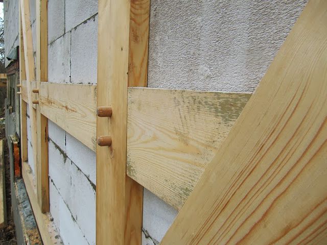 Зовнішній вигляд декоративних дощок і дюбелів