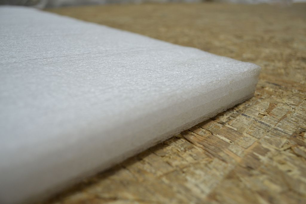 Спінений поліетилен