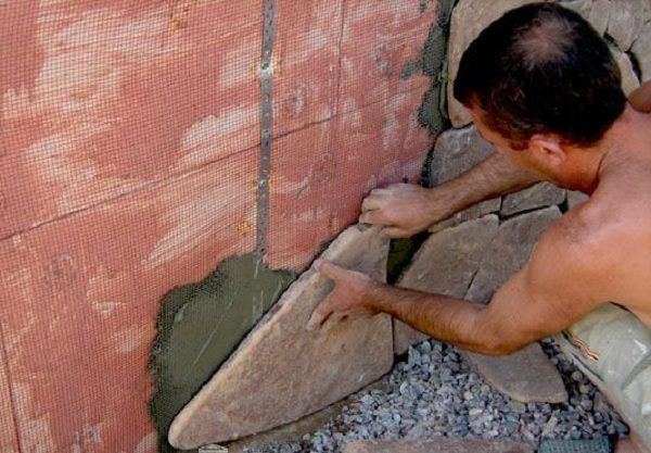 Вибирайте клей з морозостійкістю не менше 35 циклів