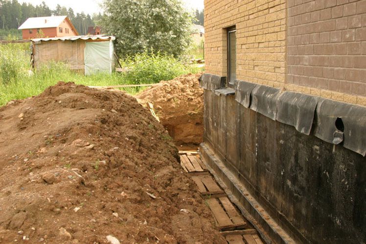 Виритий рів