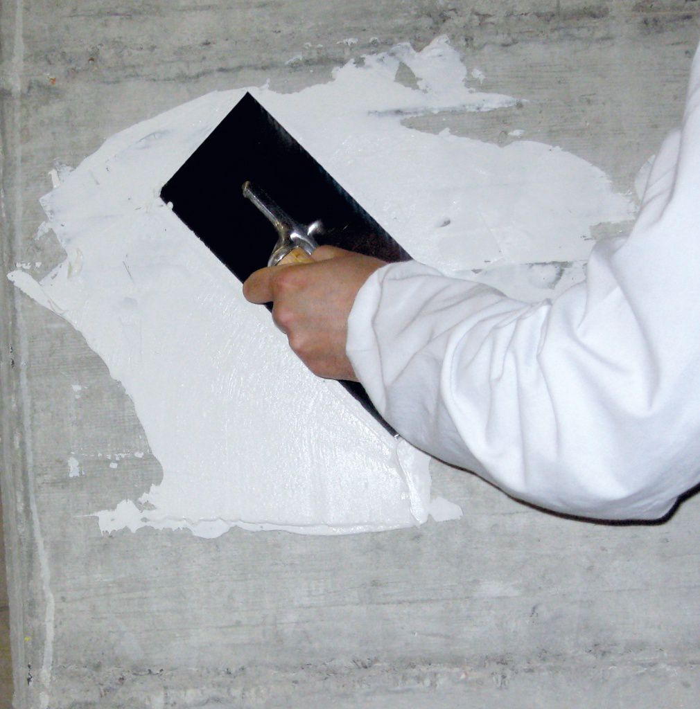 Закрийте тріщини і нерівності