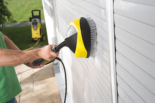 Чистка пластикового фасаду